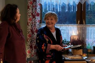 M jak miłość odc. 1851. Barbara (Teresa Lipowska), Marysia (Małgorzata Pieńkowska)