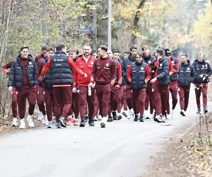 Polska - Holandia. Piłkarze poszli do lasu