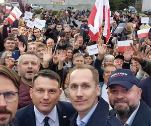 Duża frekwencja na spotkaniach Sławomira Mentzena