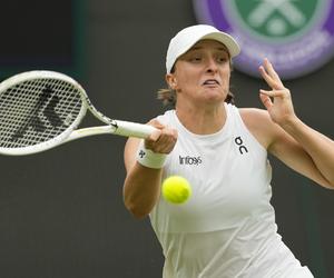 Iga Świątek pokonała Sofię Kenin! Pewne zwycięstwo i awans do 2. rundy Wimbledonu
