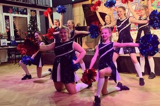Grupa cheerleaders Kolejorz Girls