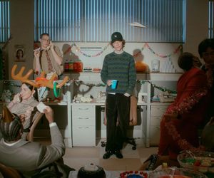 Baggy Season według Levi’s – świąteczny styl w nowym wydaniu.