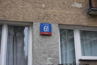 Blok najsłynniejszego 40-latka w Warszawie