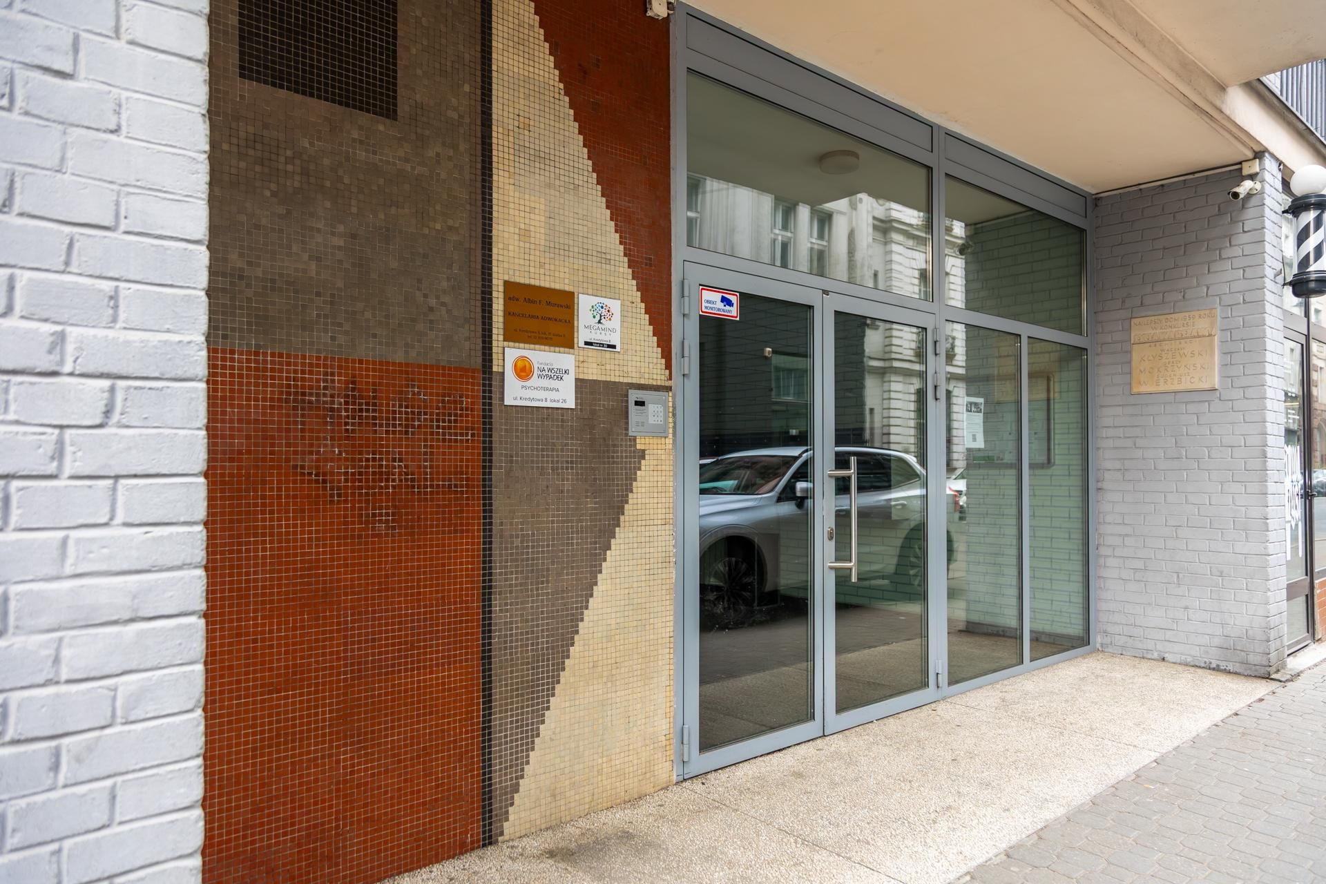 Pierwszy Mister Warszawy. Blok na Kredytowej 8 w Warszawie