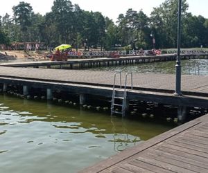 plaża miejska w Augustowie nad jeziorem Necko