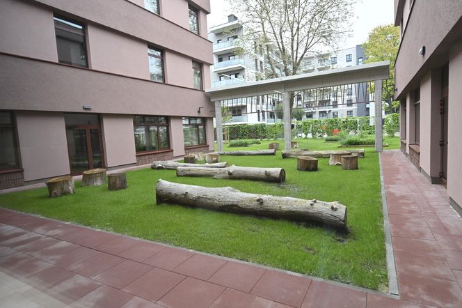 Rozpoczęcie roku w nowej szkole na Mokotowie. Zbudował ją deweloper