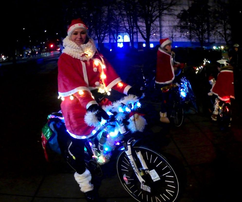 Mikołaje na rowerach przejechały ulicami miasta. To już szczecińska tradycja
