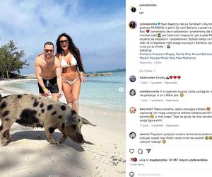Sylwia Bomba i Grzegorz Collins pływają ze świnkami na wakacjach