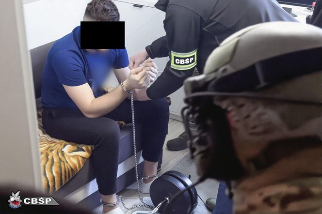 Groźny gang narkotykowy rozbity na Mazowszu. Dziennie sprzedawali nawet kilkaset działek