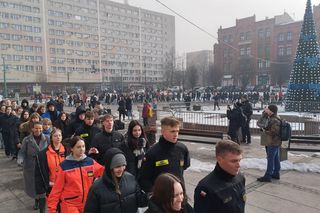 Maturzyści zatańczyli poloneza na rynku w Rudzie Śląskiej