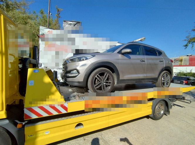 Policja odzyskuje skradzionego Hyundaia Tucson. Właściciel warsztatu z zarzutami