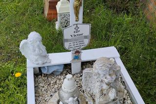 Ojciec skatował miesięcznego Victorka, matka nie ruszyła palcem