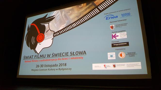 Festiwal filmowy dla niewidomych i słabo widzących w Bydgoszczy. Młodzi kinomaniacy są zachwyceni! [ZDJĘCIA, WIDEO, AUDIO]