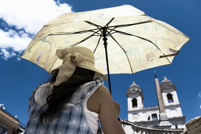 Fala upałów w Europie! "Centra chłodzenia" powstają w miastach