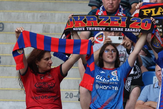 Kibice na meczu Piast Gliwice - Górnik Zabrze