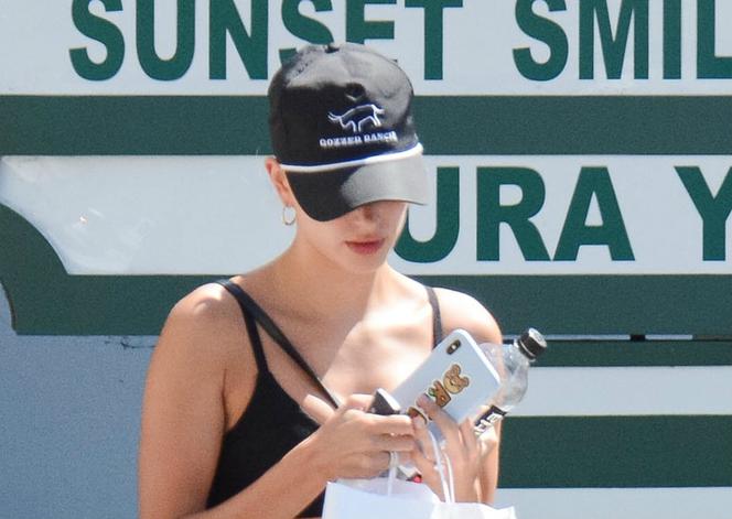 Hailey Bieber