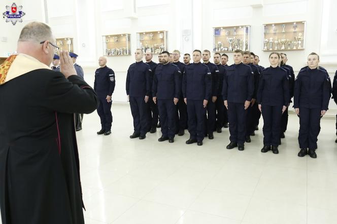 Szeregi lubelskiej policji powiększyły się o nowych funkcjonariuszy