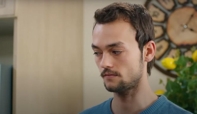 Ege będzie opiekował się Zeynep, a Bulent zacznie podejrzewać, że coś ich łączy.