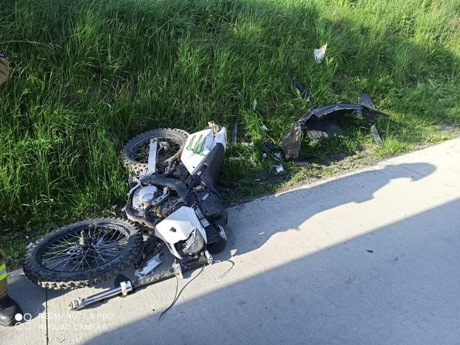 Młody motocyklista zderzył się z osobówką. Dramat pod Nowym Sączem