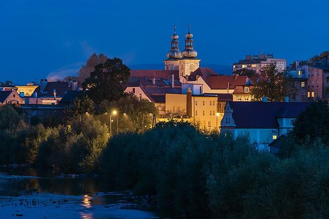 Kłodzko nocą