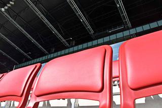Przybywa krzesełek na szczecińskim stadionie. Budowa na finiszu [ZDJĘCIA]