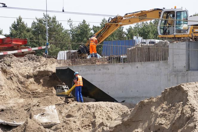 Budowa wiaduktu na Armii Krajowej w Bydgoszczy idzie pełną parą [ZDJĘCIA]