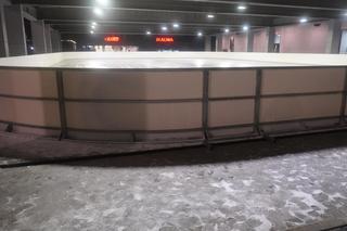 Lodowisko przy hali Urania otwarte. Olsztyn ma już trzy takie obiekty [ZDJĘCIA]