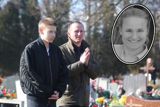 Zabrze. Pogrzeb kobiety, która zmarła po urodzeniu MARTWEGO dziecka