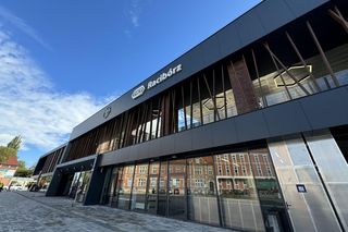 Zmodernizowany dworzec kolejowy w Raciborzu