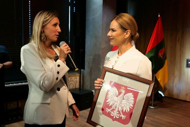 Marta Nawrocka śpiewała i gotowała z seniorami w Stalowej Woli