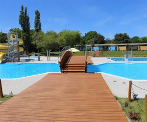 Kąpieliska pod chmurką w Warszawie i na Mazowszu. Gdzie i po ile? 