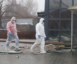 Huk, chaos i... pusta kasa! Złodzieje wysadzili bankomat i uciekli bez łupu!