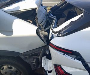 Zderzenie trzech aut na S2. Lądował śmigłowiec LPR