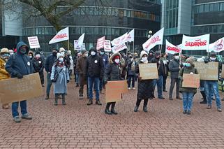 Protest pracowników łódzkich uczelni. Domagają się podwyżek 