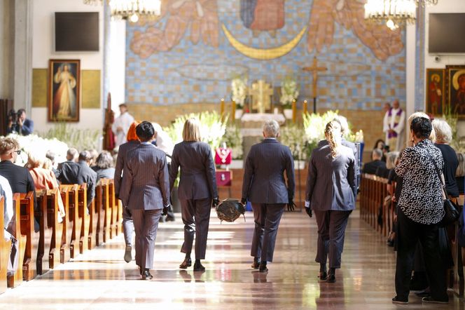 Pogrzeb Stanisława Soyki. Muzyka żegnają tłumy