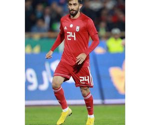 Ali gholizadeh – yasaman farmani 