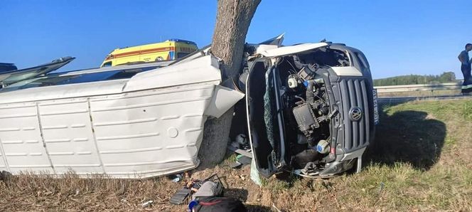 Tragiczny Wypadek Busa z Dziećmi w Miejscowości Lechów