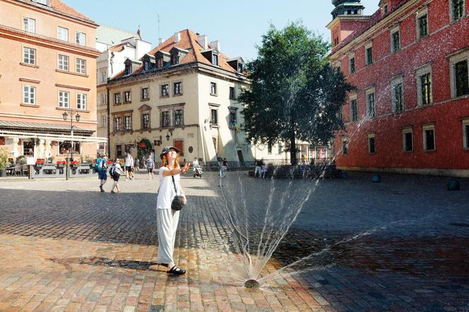 Cała Polska w alertach IMGW. Synoptycy już wiedzą! Szkoły skracają lekcje