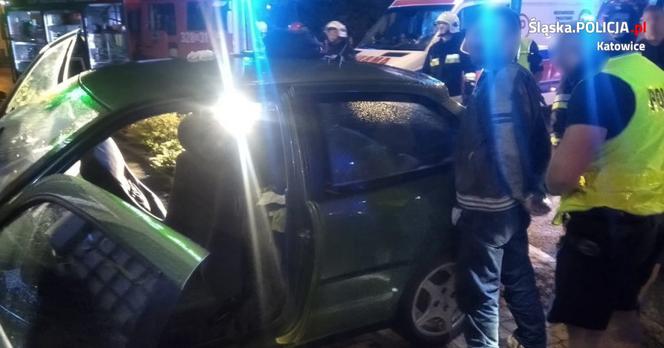 Rozbił się na ścianie budynku. To finał ucieczki przed policją