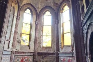 Opuszczony pałac w Mokrzeszowie