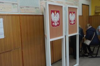 Wybory samorządowe 2024. Olsztynianie ruszyli do urn. Zobacz zdjęcia