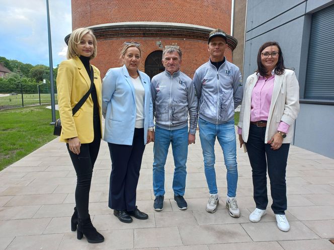 Trwa Noc Muzeów w Lesznie. Od wystawy o praniu i bieliźniarce, przez komiks po żużel