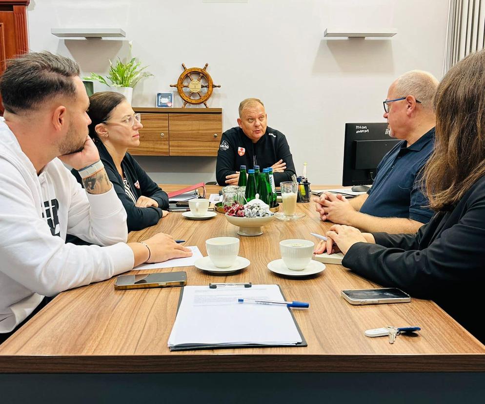 Elbląg solidarny z powodzianami - 100 tys. na pomoc potrzebującym 