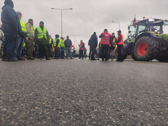 Protest rolników w Elblągu na S7