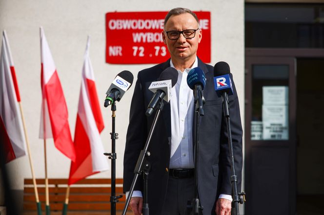 Prezydent Andrzej Duda skomentował wyniki wyborów. "Trwaj mocna Polsko!"