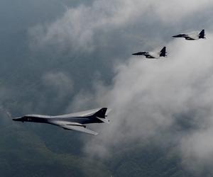 F-15E Strike Eagle i B-1B Lancer nad Koreą