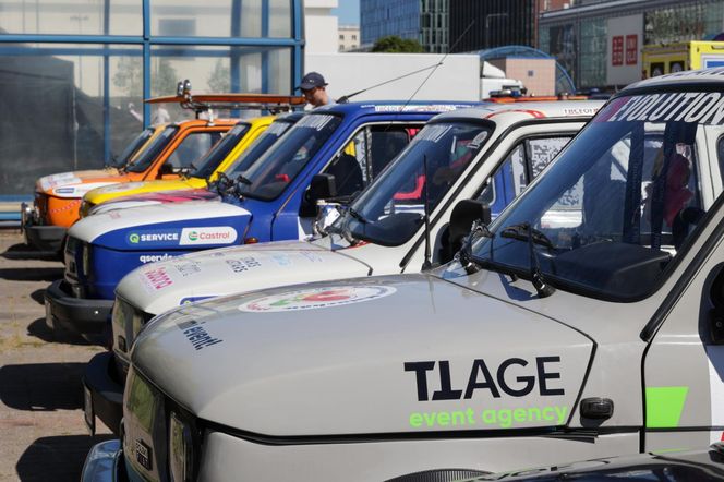 98 Fiatów 126p jedzie trasą wokół Bałtyku