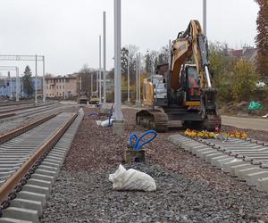 Modernizacja stacji Olsztyn Główny. Rozrasta się tunel na Zatorze i przybywa torów [ZDJĘCIA]