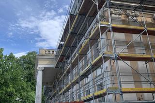 Pałac w Wolsztynie przechodzie generalny remont. Zobacz zdjęcia