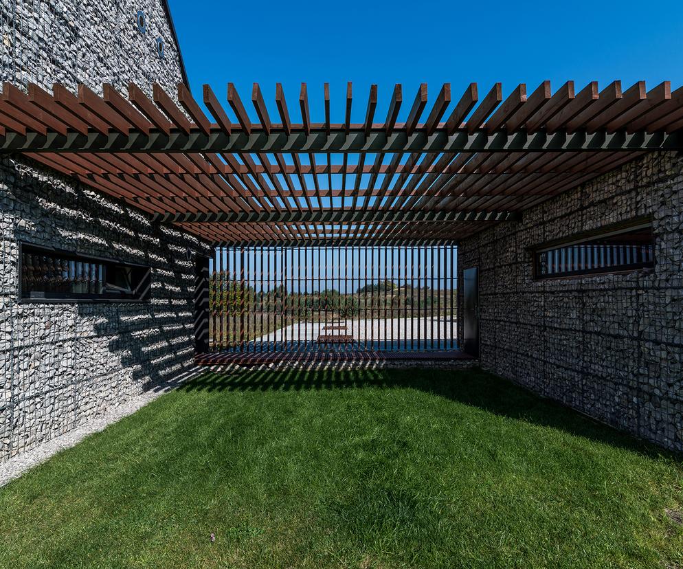 Dom na Jurze, Kropka Studio: Małgorzata Łapaj &amp; Kuba Kowalczyk. Fot Maciej Lulko